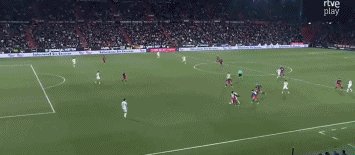 ODAPP下载-【国王杯】亚马尔4连斩，巴萨客场2比1阿尔瓦塞特